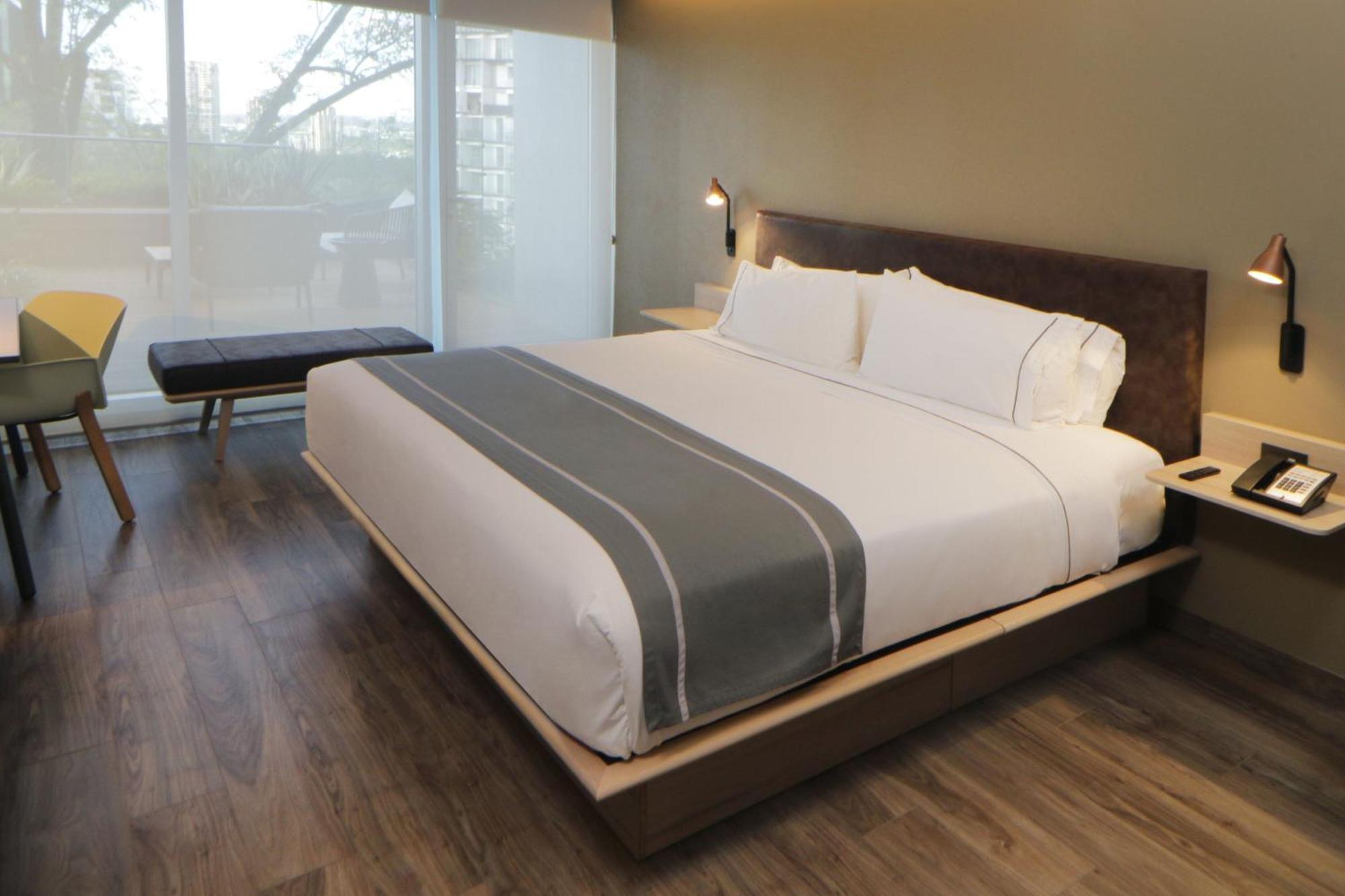 City Express Plus By Marriott Guadalajara Providencia Luaran gambar