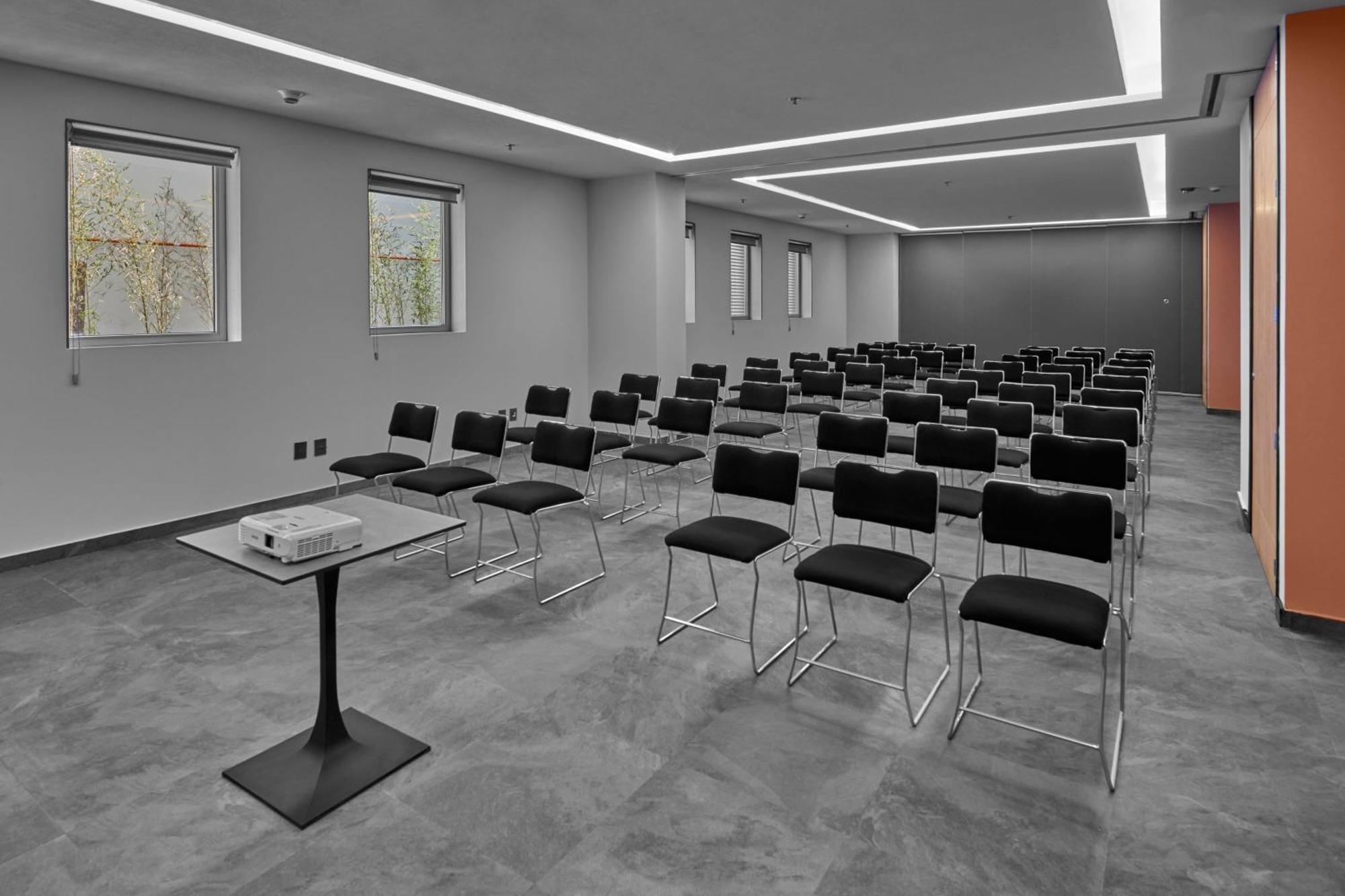 City Express Plus By Marriott Guadalajara Providencia Luaran gambar