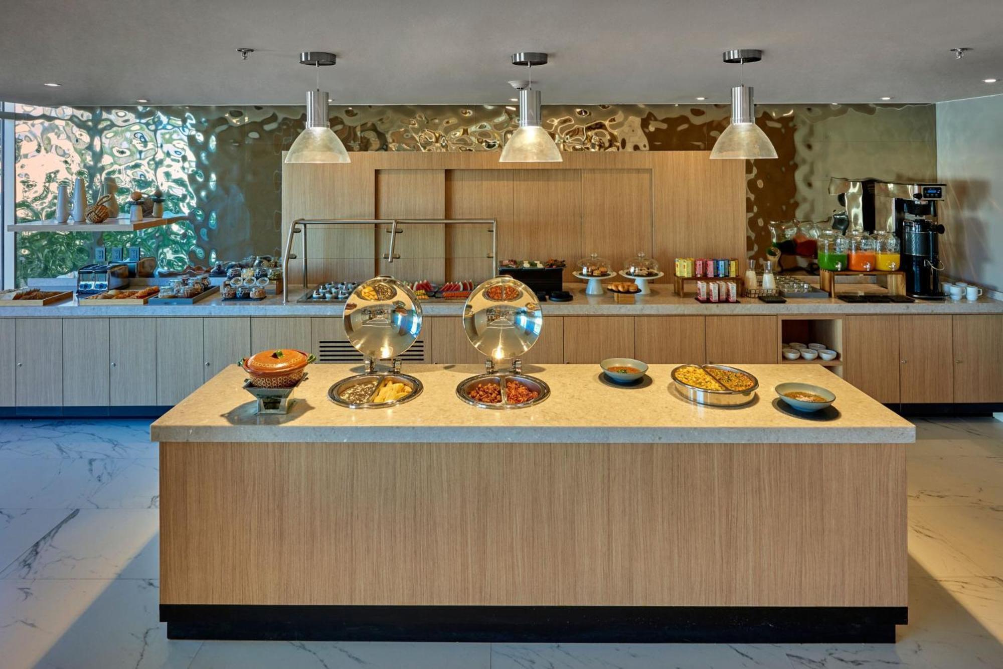 City Express Plus By Marriott Guadalajara Providencia Luaran gambar