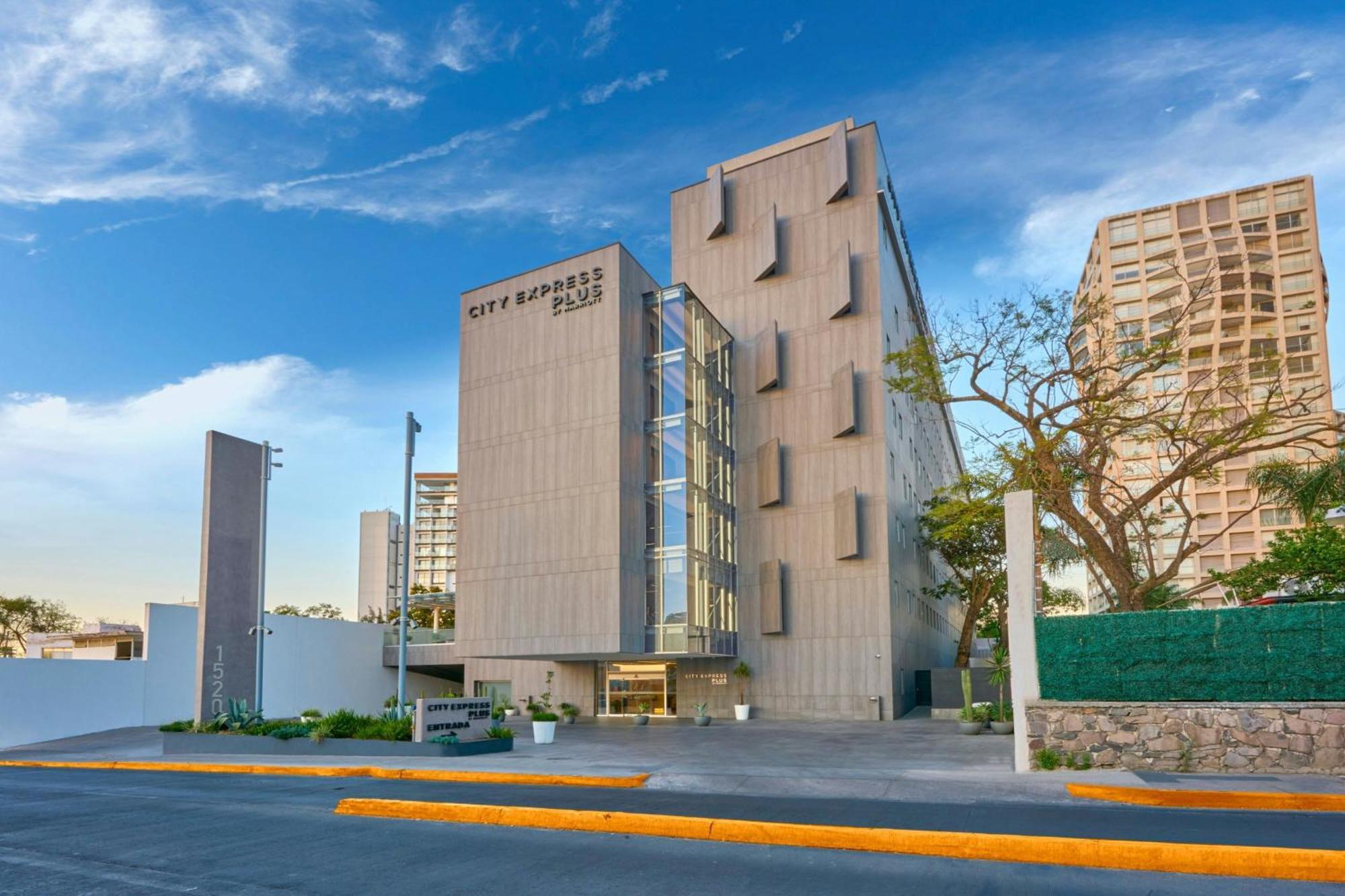 City Express Plus By Marriott Guadalajara Providencia Luaran gambar